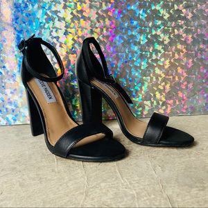 NEW. Carrson Black Leather Chunky High Heel